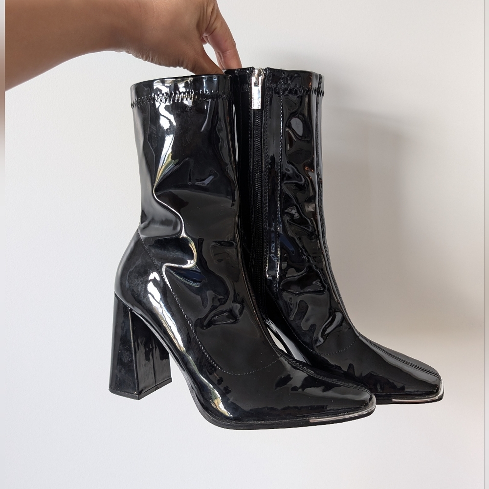 NY&Co Shiny Black Vegan Leather Block Heel Boots